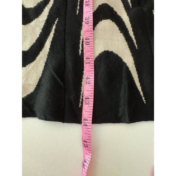 Gabby Skye Sweater Dress Women's L Black & Tan Knit Short Sleeves Fit & Flare - Picture 8 of 10